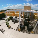 Suites Riviera
