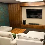 Central & Beautiful Studio, Roof, Cinema, Bbq, Gym, Pools, Kidszone By Yeah