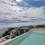 New! Beautiful Studio In The Heart Of Playa By Yeah