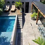 Lote4 - Lgbtq Studios