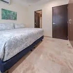 Veranda 210 Condo - Downtown, - At Veranto Condos With Rooftop Pool