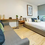 Great Location & Amazing Amenities