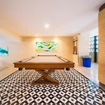 Luxury Studio With Pool And Gym - Modern And Central - At Syrena Condos