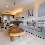 Veranda 210 Condo - Downtown, - At Veranto Condos With Rooftop Pool