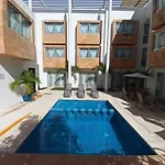 Hotel Villas Segovia Playa Del Carmen