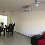 Casa En Playa Del Carmen Albercas Estacionamientos