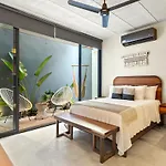 Ocean Boutique Condos