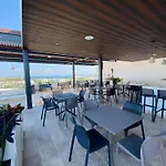 Ipana 2 Bedrooms 3 Blocks From The Sea.