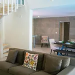 3Br Home, Steps From Spectacular Beach, Private Pool