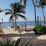 Casa Naranja