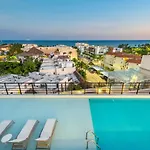 The Boat Residences 16 People
