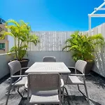 2 Bedroom Condo With Pool In Center Of Playa Del Carmen - Loft 202