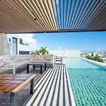 Oceanview Pool & Lounge Private Balcony Gym & Bbq
