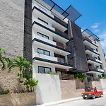 Oceanview Pool & Lounge Private Balcony Gym & Bbq