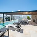 Oceanview Pool & Lounge Private Balcony Gym & Bbq
