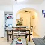 Amazing Location Steps To Beach & Nightlife