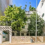 Amazing Location Steps To Beach & Nightlife