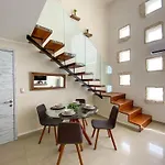 Plaza Paraiso By Riviera Rentals