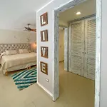 Plaza Paraiso By Riviera Rentals