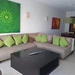 Beachfront Bliss: 2Br/2Ba Seaside Living
