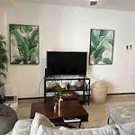 Quiet 3 Bedrooms, 2 Swimming Pools, 5Th Avenue, The Sea Is Nearby!