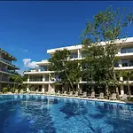 Modern Playacar Condo With Poolside Views & Nature