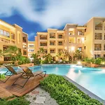 Luxury Beachfront Condo With 3 Bedrooms & Ocean View - El Faro Residences