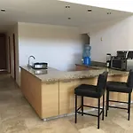 Spacious & Comfy Condo On The Beach, In The Heart Of Playa Del Carmen