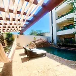 Ha\'As Naj Suites Bananas