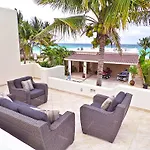 Jalach Naj Luxury Villa