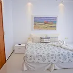 Condominio Menesse By 5Th Avenue Realty Group