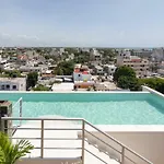 Kuyaan Coral Suites By Holiday In Playa