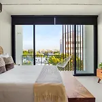 Searena Boutique Condos