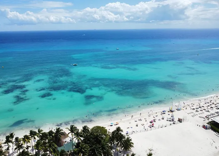 Icono Playa Condos, B307