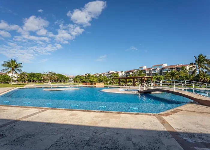 Casa Almajuma 415 S Condo