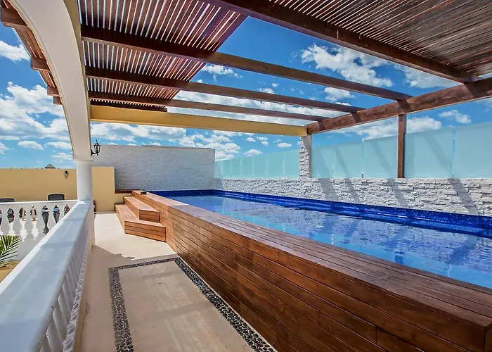 We Playa Hotel
