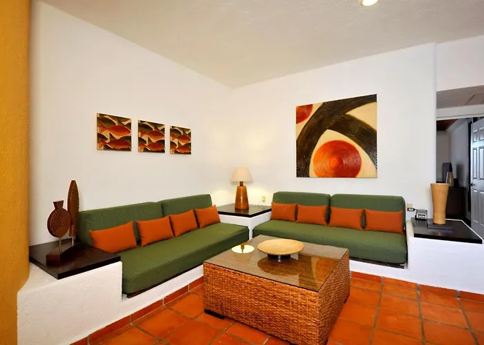 Las Palmas Condominio