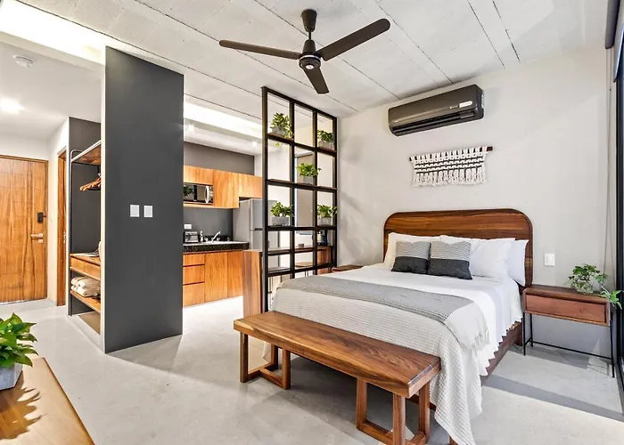 Searena Boutique Condos