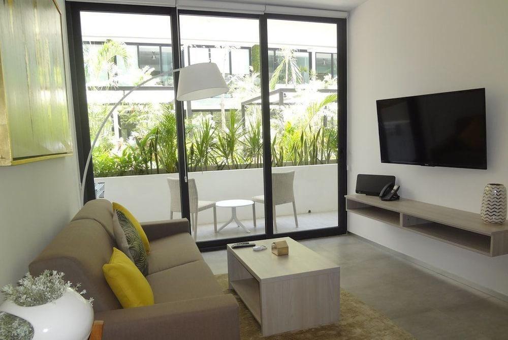 The Luxury Hotel 5*