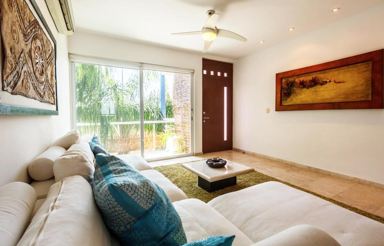 2 Story Ph 3b Heated Jacuzzi Close Street 6