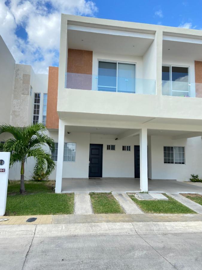 Casa Rosa Smart House * Playa del Carmen