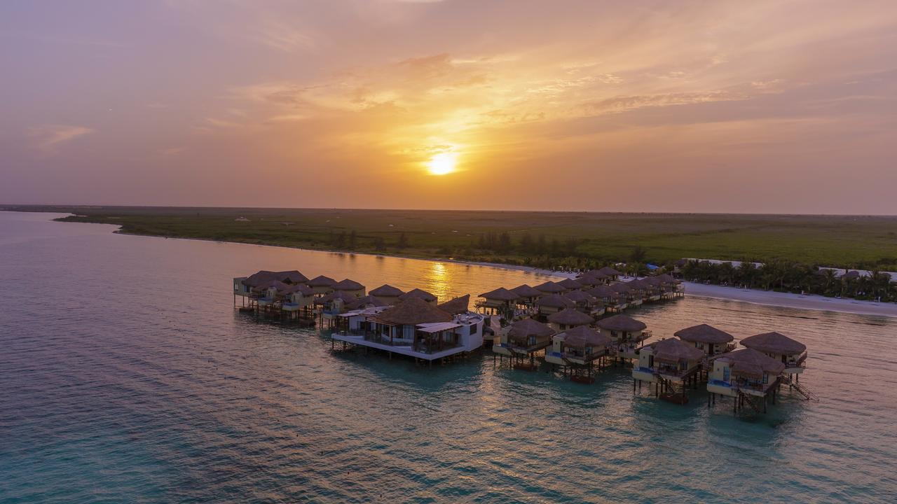 Palafitos Overwater Catamaran, Cenote & Inclusive (adults Only) Khu nghỉ mát Playa del Carmen