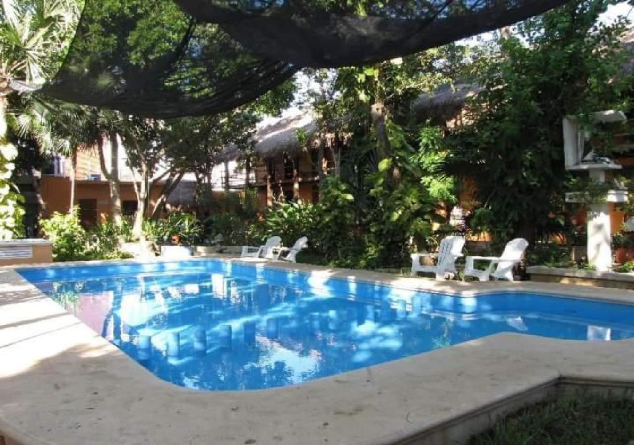 Esduma Iguanas 4*