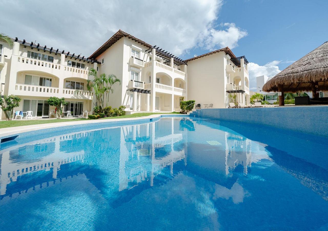 Sol 6 - 3 Bedroom Only 1 Block From Coco - At Luna Maya Apartamento Playa del Carmen