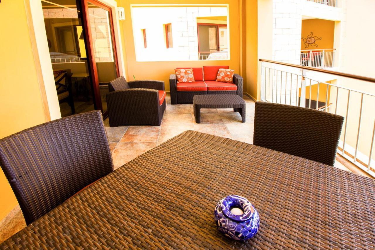 El Faro 305 Reef Apartment *