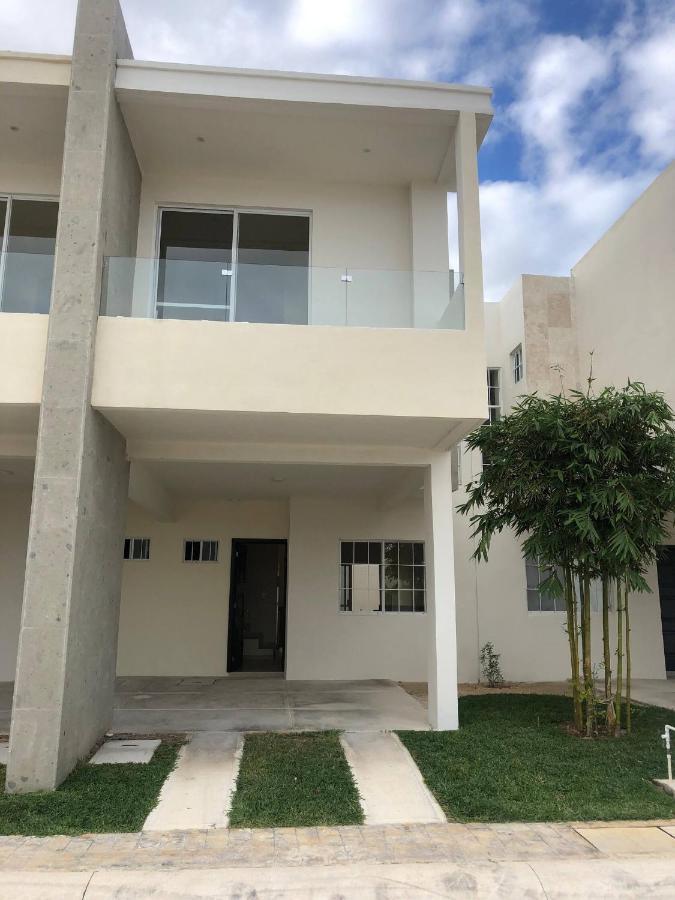 Cozy Family Vacation Near The Beach! Playa del Carmen