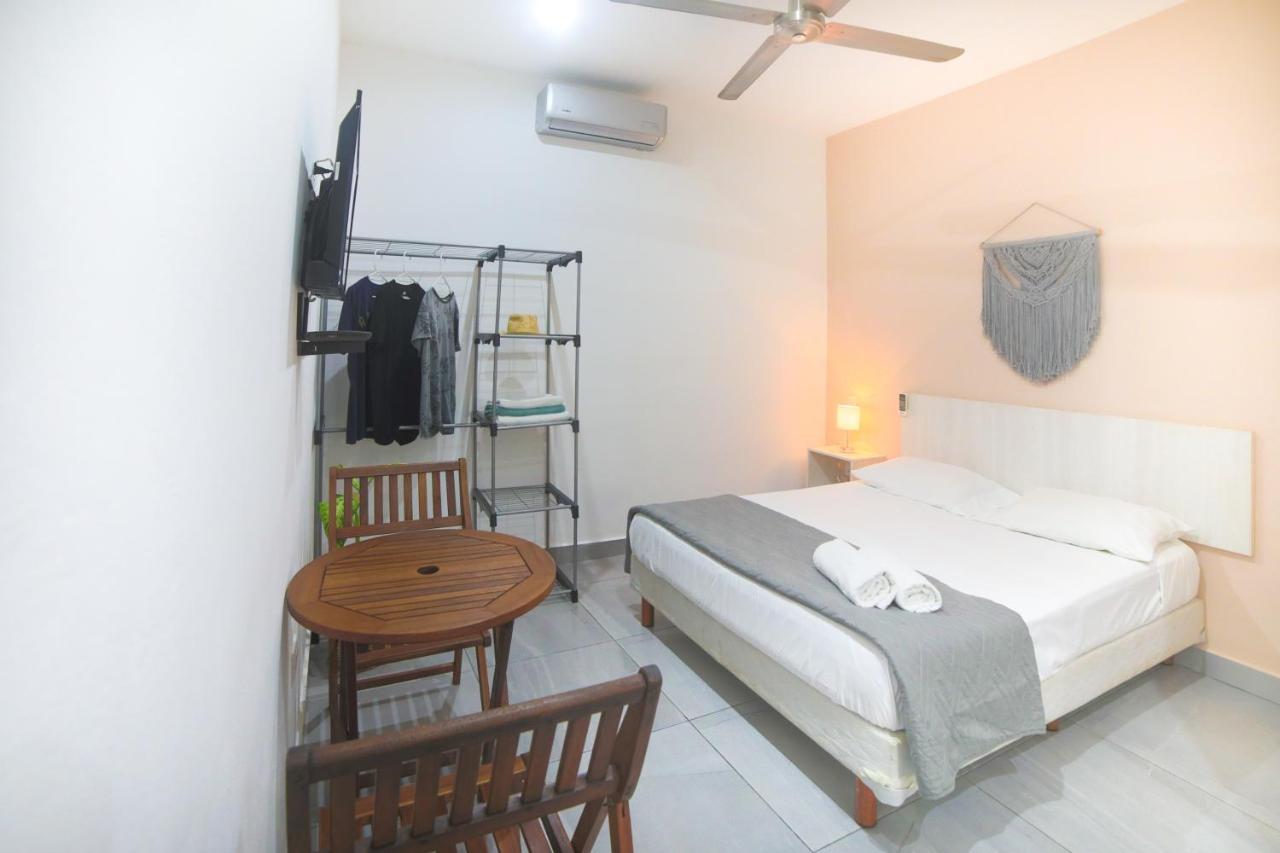 Apartment Almond