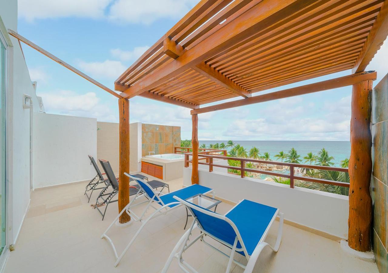 Beachfront Penthouse With 3 Bedrooms & Ocean View - Nubes Casa de férias Playa del Carmen