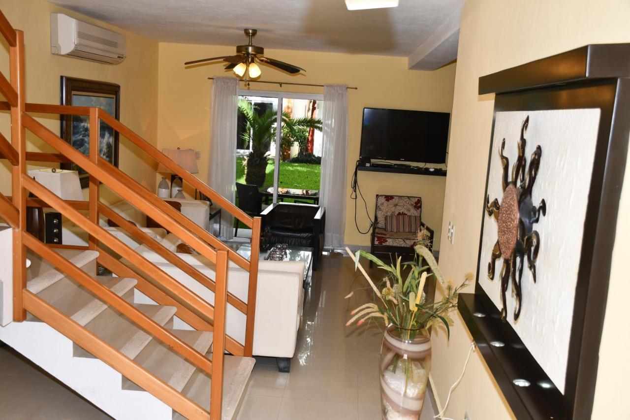 Holiday home 4 Bedroom Luxury Villa & 3 Bedroom Villa With Swimming Pool Close To The Beach