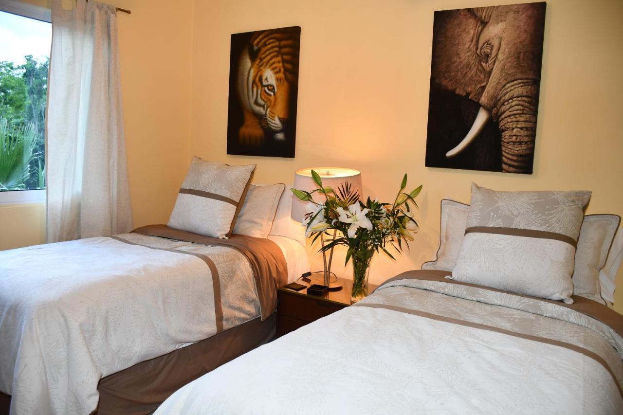 Holiday home 4 Bedroom Luxury Villa & 3 Bedroom Villa With Swimming Pool Close To The Beach